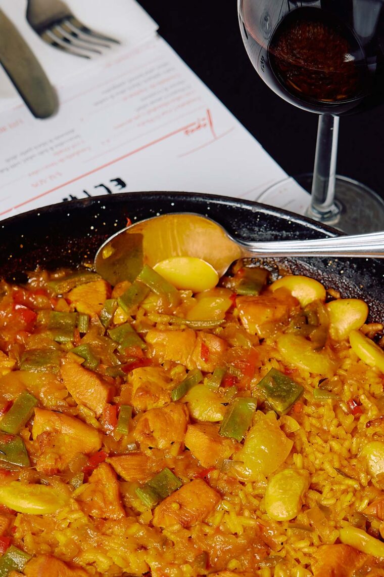 Paella London classic seafood Valenciana