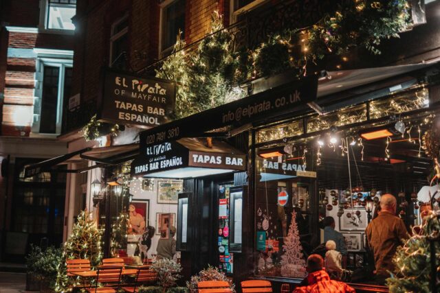 El Pirata Mayfair tapas bar decorated for Spanish Christmas with festive lighting and traditional decorations