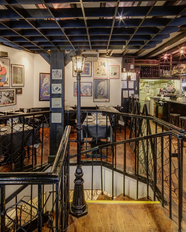 The tapas bar area of the restaurant El Pirata of Mayfair